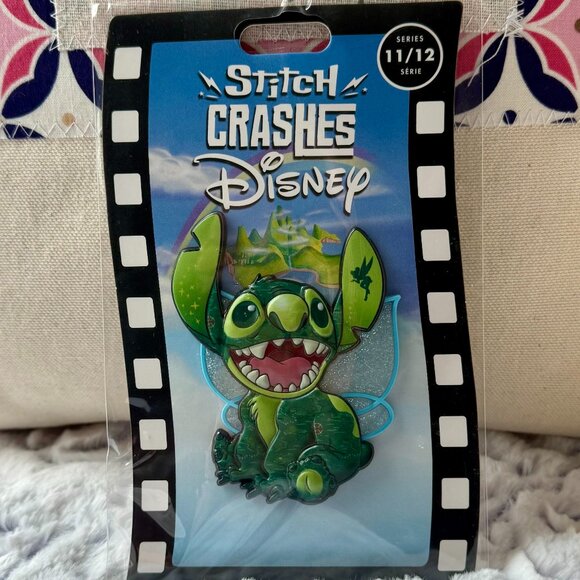 NWT Stitch Crashes Disney 2021 Collectible Pins - Picture 12 of 13